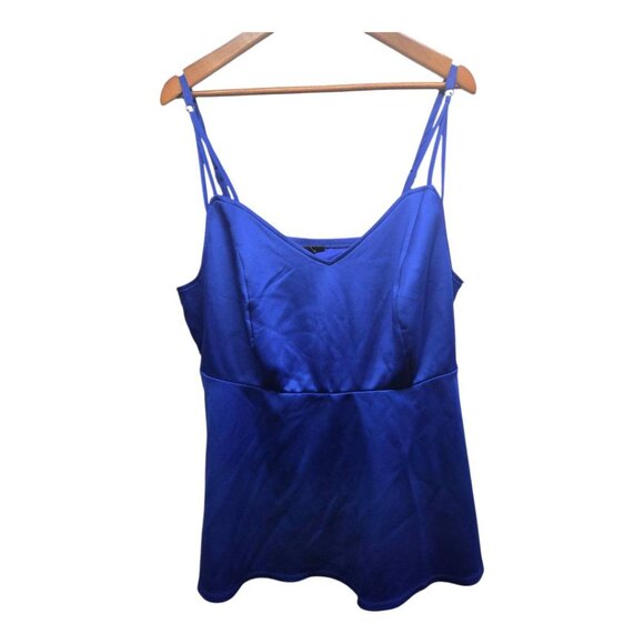 Torrid Scuba Strappy Peplum Top - Picture 1 of 11